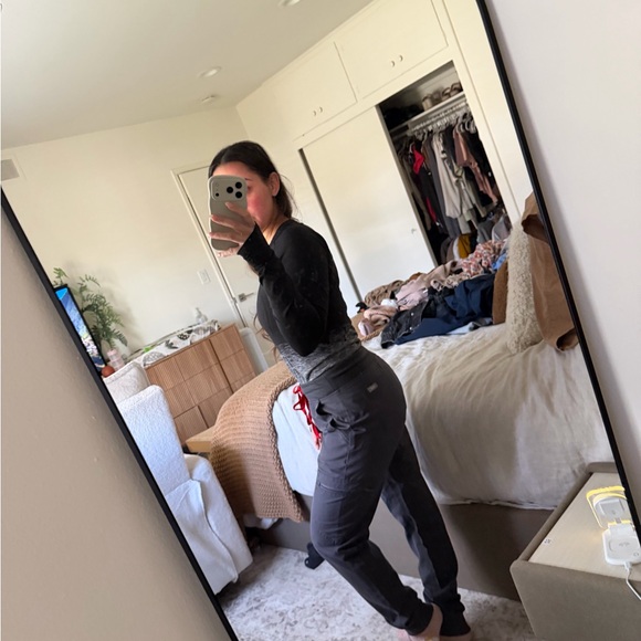 Figs Charcoal Gray Technical Collection Top - Picture 2 of 3